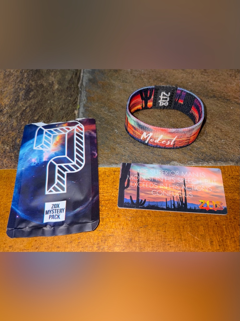 ZOX 2912 - “Modest” - Picture 2 of 2